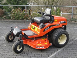 KUBOTA ZD21, filtry silnika i hydrauliczne